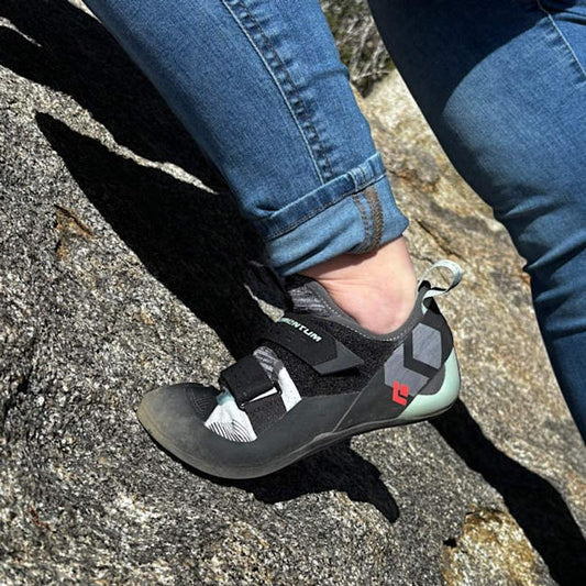 W Momentum Climbing Shoe