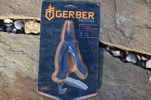 Crucial Multi-tool with Strap cutter