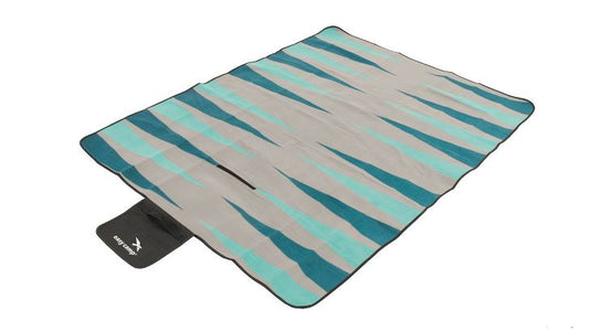 Picnic Blanket Backgammon