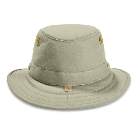 Curved Brim Hat
